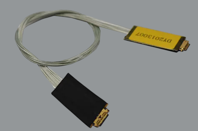 I-PEX 82434-100B-02-D 20634-210T 40AWG极细同轴线束替代品