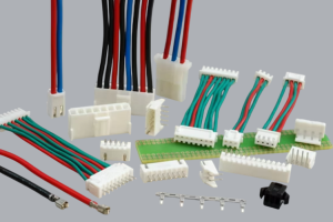 新工程师必读：全面理解矩形电缆组件的结构与应用