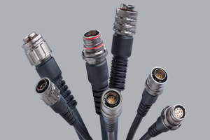 圆形电缆组件中的“接触电阻”是什么意思？